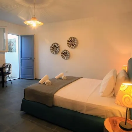 Blue Paradise Agios Sostis * Agios Sostis (Tinos)